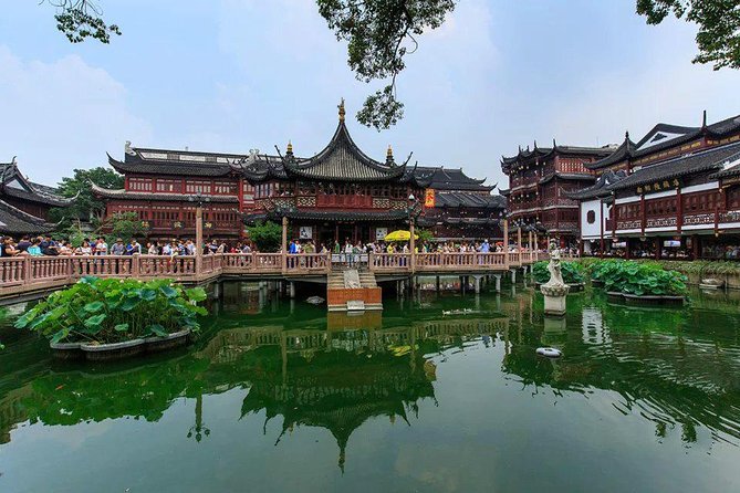 Private Customized Shanghai Shore Excursion Tour of City Highlights with Lunch - What the guide and driver add