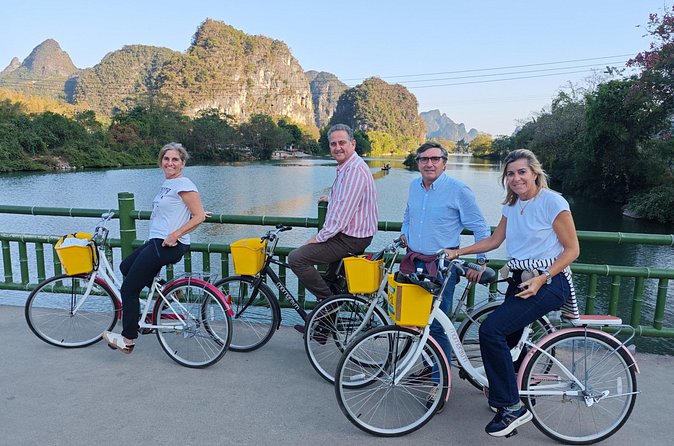 Private day tour :Guilin-LiRiver bamboo boat-Yangshuo Highlights - Ending with Impression Sanjie Liu at 7:30 p.m.