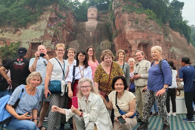 Private Day Tour to Leshan Grand Buddha from Chengdu - What the $224.88 Price Really Buys