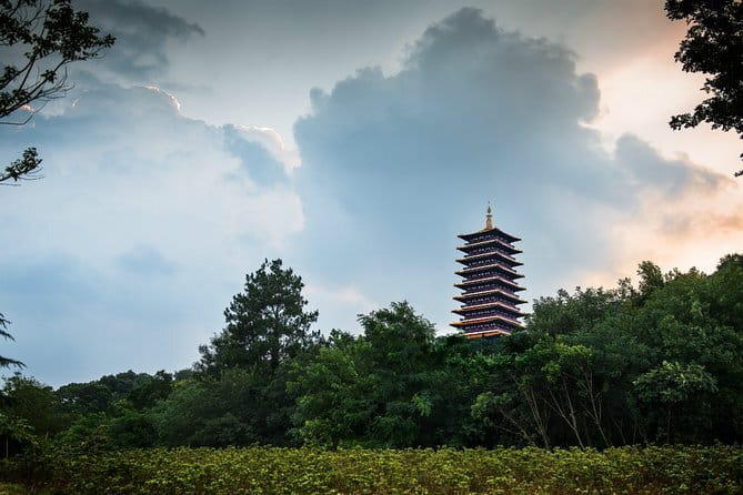 Private Day Tour to Niushoushan Cultural Park in Nanjing - The uphill walk to the Buddhist complex