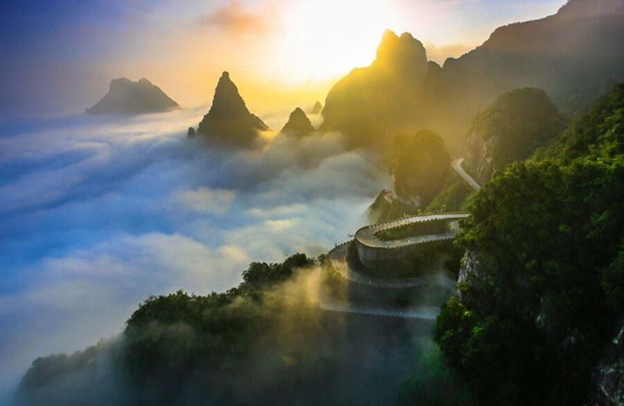 Private Day Tour to Tianmen Mountain & Glass Walk - Walking the cliff paths and glass walk