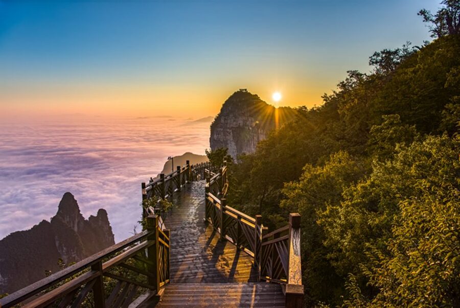 Private Day Tour to Tianmen mountain & Sky walk&Glass Bridge - The 430-meter Zhangjiajie Grand Canyon Glass Bridge