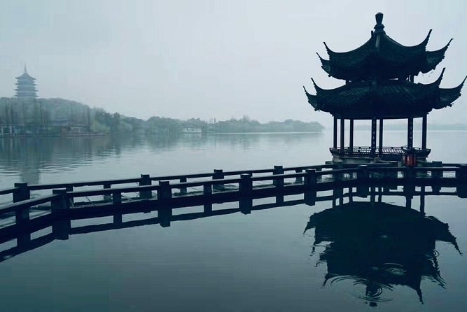 Private Day Trip to Hangzhou from Shanghai by Bullet Train - West Lake, Leifeng Tower, and the White Snake story