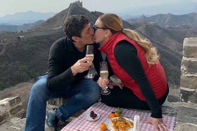 Private Day Trip to the Huanghuacheng Wild Great Wall with Picnic - A private guide makes the celebration personal