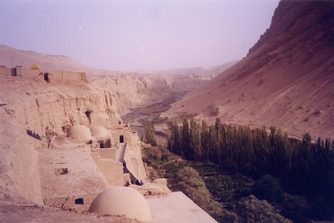 Private Day Trip to Turpan from Urumqi including Bezklik Grottoes - The three-hour road to Turpan