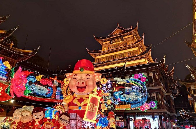 Private Evening Tour: VIP Huangpu River Cruise and Shanghai Lights - Pudong and the Lujiazui Viewpoint