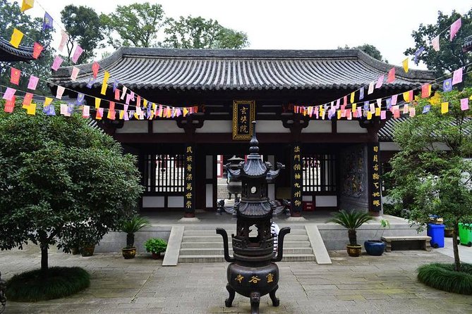 Private Flexible Nanjing City Day Trip from Shanghai by Bullet Train - How the private format changes the day