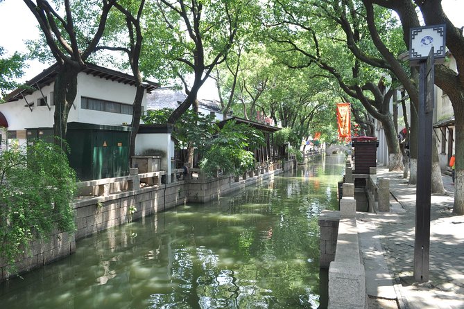 Private Flexible Suzhou City Tour with Tongli or Zhouzhuang Water Town Options - Lingering Garden for a quieter garden visit