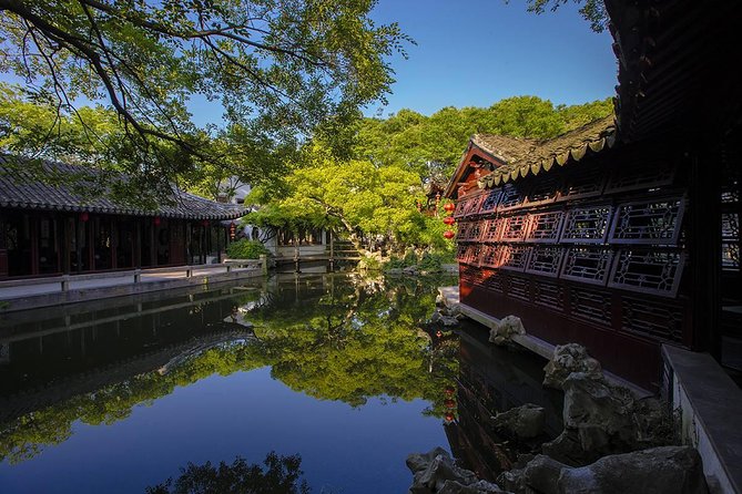 Private Flexible Suzhou City Tour with Tongli or Zhouzhuang Water Town Options - The silk factory and possible add-ons