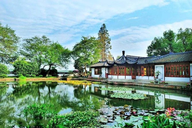 Private Full Day Tour : Customizable Hangzhou City Highlights with Multi Options - Lingyin Temple and the religious side of Hangzhou