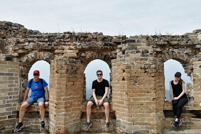 Private Great Wall Hiking Tour from Simatai West to Jinshanling - Walking west through unrestored watchtowers