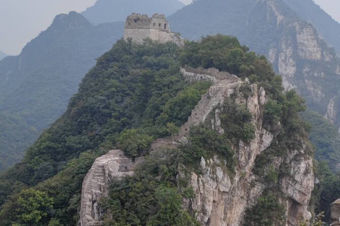 Private Great Wall Hiking Tour: Jiankou to Mutianyu - Arriving at restored Mutianyu