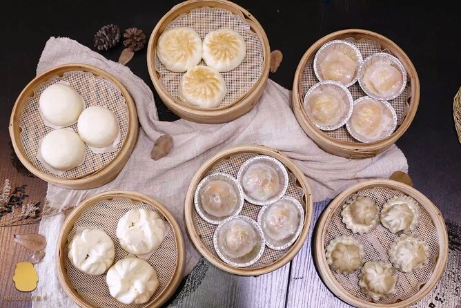 Private Guangzhou Food Tour Michelin Restaurant&Local Food Market - Chen Clan Ancestral Hall and Cantonese craftsmanship