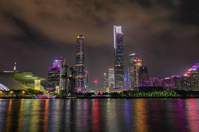 Private Guangzhou Night Tour Pearl River Cruise & Dim-Sum Dinner - Canton Tower and Canton Tower Wharf