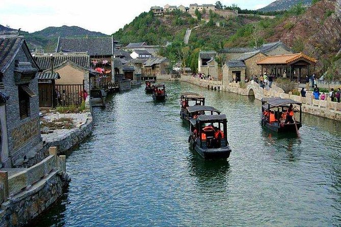 Private Gubei Water Town and Simatai Trip with English Speaking Driver Service - Why this day trip works from Beijing