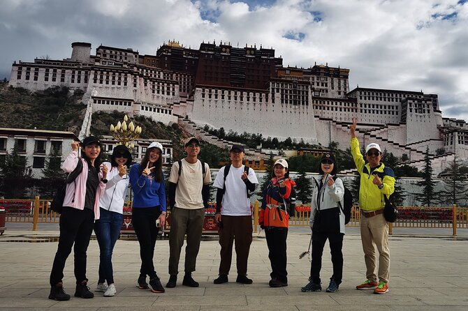 Private Guided Day Tour Potala Palace and Sera Monastery - Why these two Lhasa sights work well together