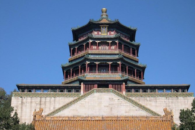Private Half Day Tour to Beijing Panda House and Summer Palace - Qingyan Stone Boat and Kunming Lake