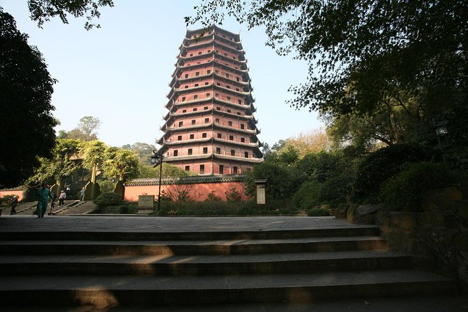 Private Hangzhou Day Tour to West Lake, Lingyin Temple, Tea Village, Old Pagoda - Who should book this private Hangzhou day tour