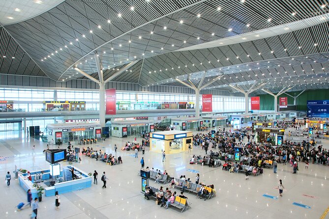 Private High-speed Train Arrival Transfer: Xi'an Bei (North) Station to Hotel - What the one-hour ride is really buying you
