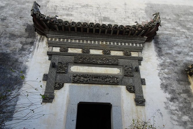 Private Huangshan 4-Day Tour to Visit Yellow Mountain and Hongcun Village - Day 2: Your first full day on Yellow Mountain