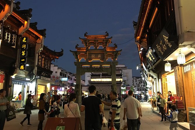 Private Huangshan 4-Day Tour to Visit Yellow Mountain and Hongcun Village - Who should book this Huangshan trip?