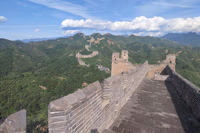 Private Jinshanling Great Wall Hiking Tour - What the $99 price actually covers