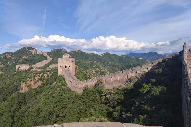 Private Jinshanling Great Wall Hiking Tour - The 2.5-hour drive from central Beijing