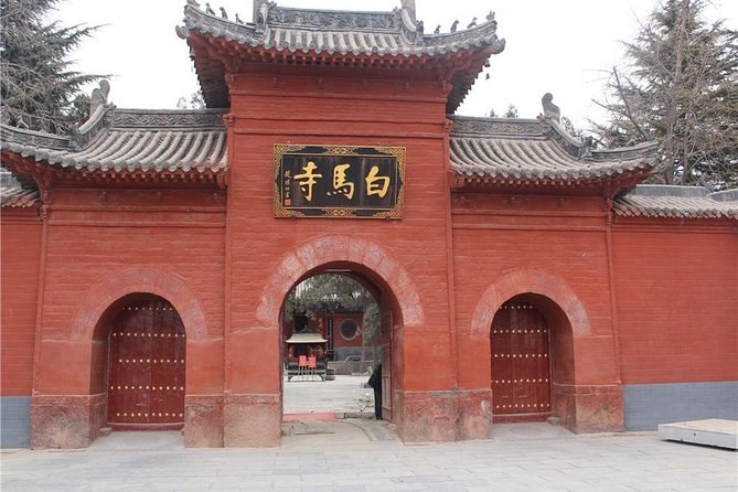 Private Luoyang Day Tour: Longmen Grottoes and White Horse Temple - Morning pickup and the ride south