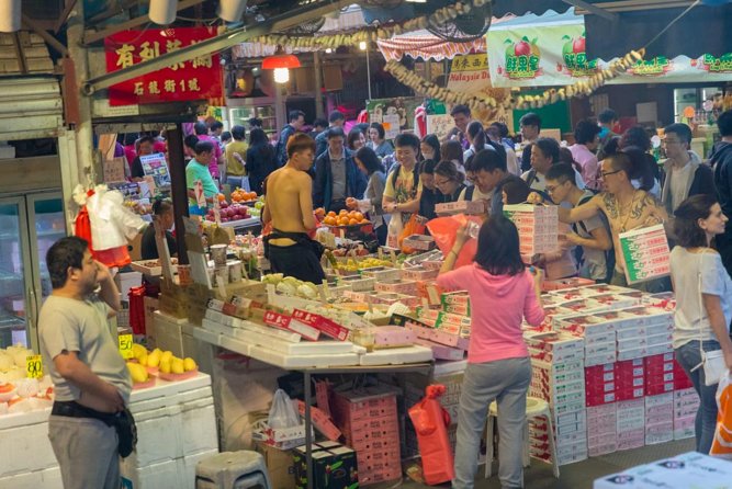 Private Mongkok City Night Tour in Hong Kong - One hour through Ladies Market and Mongkok