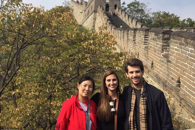 Private Mutianyu Great Wall Trip With English-Speaking Driver - What the driver service does particularly well