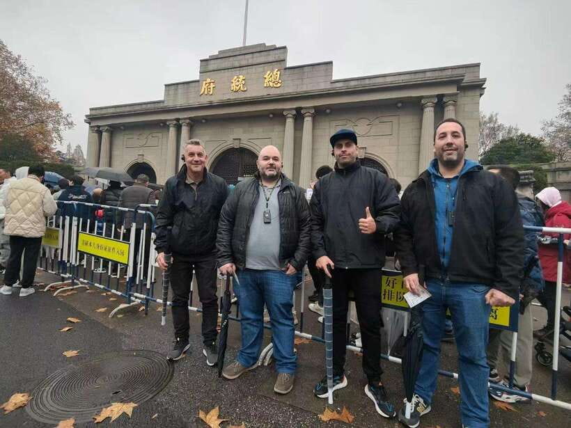 Private Nanjing China Tours - Entering the Ming Dynasty City Wall