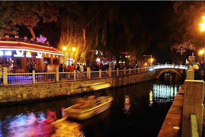 Private Night Tour: Discover Beijing in Bustling Lights - Bell Tower, Drum Tower, and the hutong districts