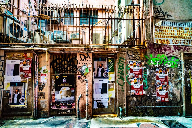 Private & Personalized Hong Kong Street Art Tour with a Local - Why a private guide helps in Hong Kong