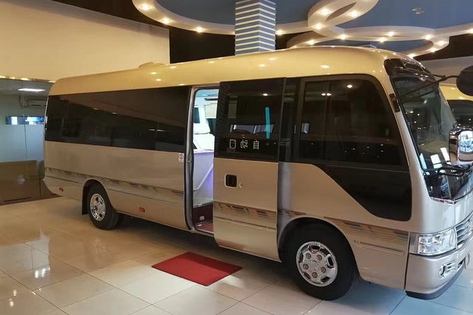 Private Round-Trip Transfer:Chengdu Shuangliu Airport or Chengdu - Price, group size, and the value question