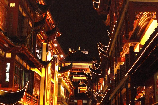 Private Shanghai Evening Street Food Walking and Cruise Tour - The Huangpu River cruise after dark