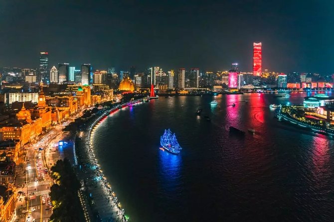 Private Shanghai Night River Cruise and Hot Pot Dining Experience - Is $168 per person good value?