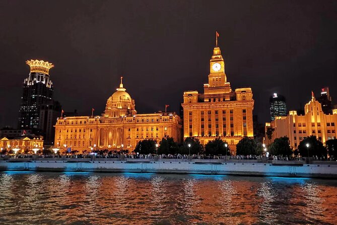 Private Shanghai Night River Cruise and Hot Pot Dining Experience - Who will enjoy this experience most?