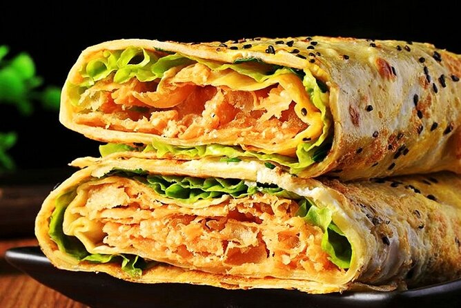 Private Street Food Walking Tour with Shanghai Tower Option - Exploring Old Town and the nine lucky zigzag bridge