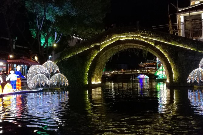 Private Suzhou and Zhouzhuang or Tongli Tour from Shanghai - Tongli offers a calmer canal-town feel