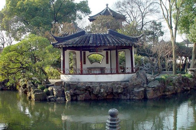 Private Suzhou Day Tour from Shanghai to Classical Gardens and Tongli Water Town - Humble Administrator’s Garden: Suzhou’s Main Attraction