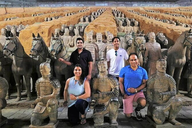 Private Terracotta Army 5-Hour Tour - Pit 1: the main hall and the largest display