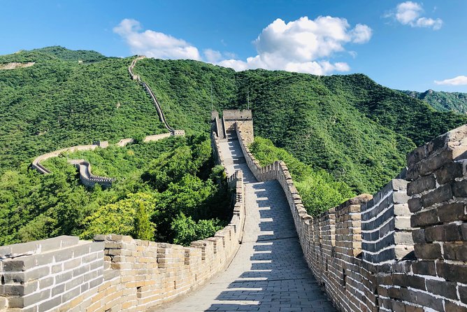 Private Tiananmen Square, Forbidden City and Great Wall Tour - Tiananmen Square in a 30-minute introduction