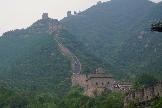 Private Tour: Half-Day Tour to Great Wall at Juyongguan - The one-hour climb: beautiful, useful, and tiring