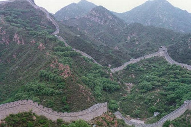Private Tour: Half-Day Tour to Great Wall at Juyongguan - Cloud Platform and the carved details