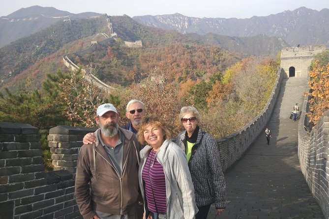Private Tour to Mutianyu Great Wall Lift Way Up & Toboggan Down - Arriving at Mutianyu and choosing your route