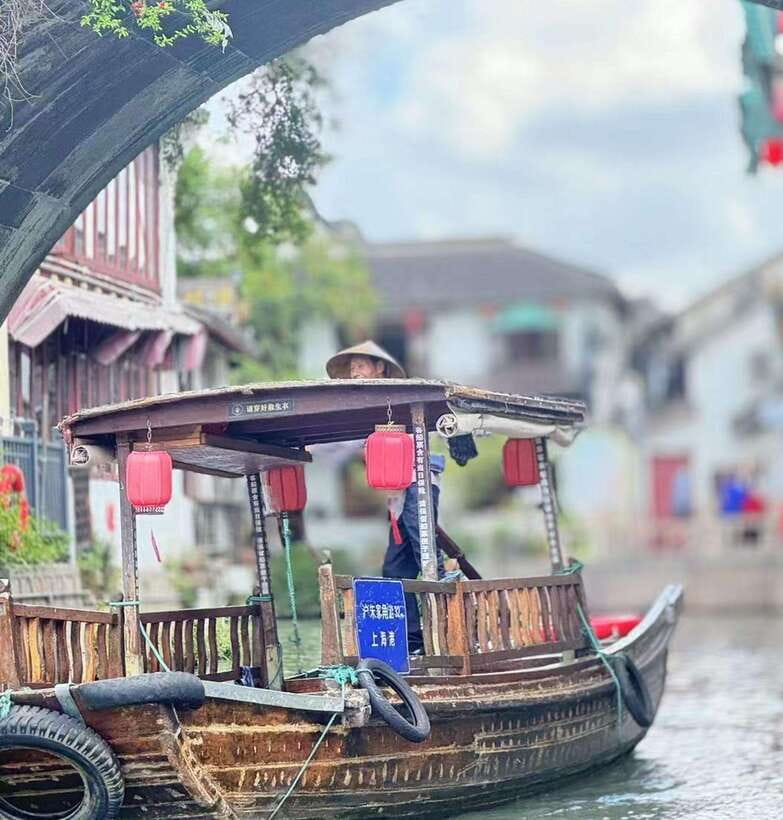 Private Tour:Zhujiajiao Water Town by German-Speaking Guide - Is $139 per person good value?