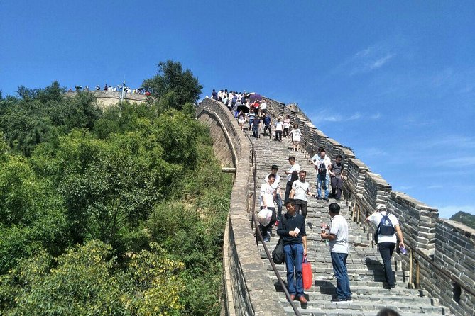 Private Transfer: Badaling Great Wall & Ming Tombs with VIP Pass - Why this private day trip works well