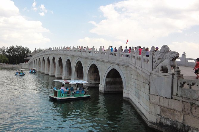 Private Transfer to Mutianyu Great Wall and Summer Palace with A Guide - Nancy and the guide’s role
