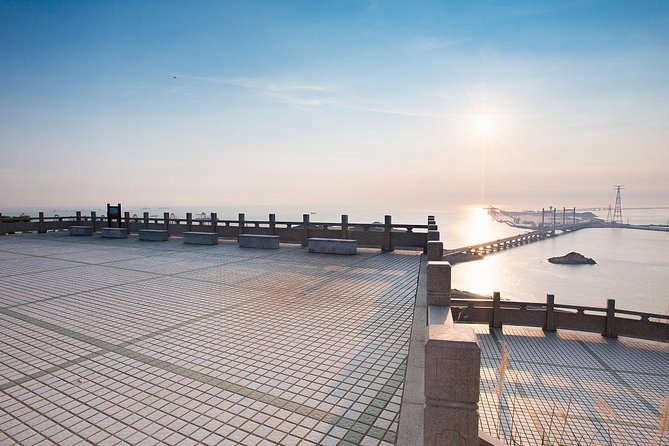 Private Transfer to Shanghai Donghai Bridge and Yangshan Port - Adding other sights, such as Dishui Lake