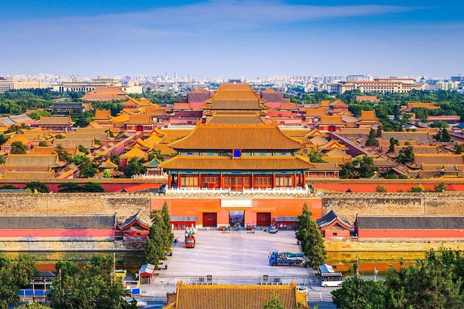 Quality Coach Day Tour to Tiananmen Square and Forbidden City plus Badaling Great Wall - Walking Badaling’s best-preserved section